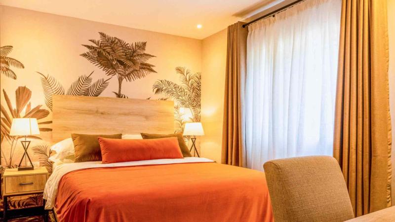 luxury-accomodation-in-nairobi-websitands-mbl